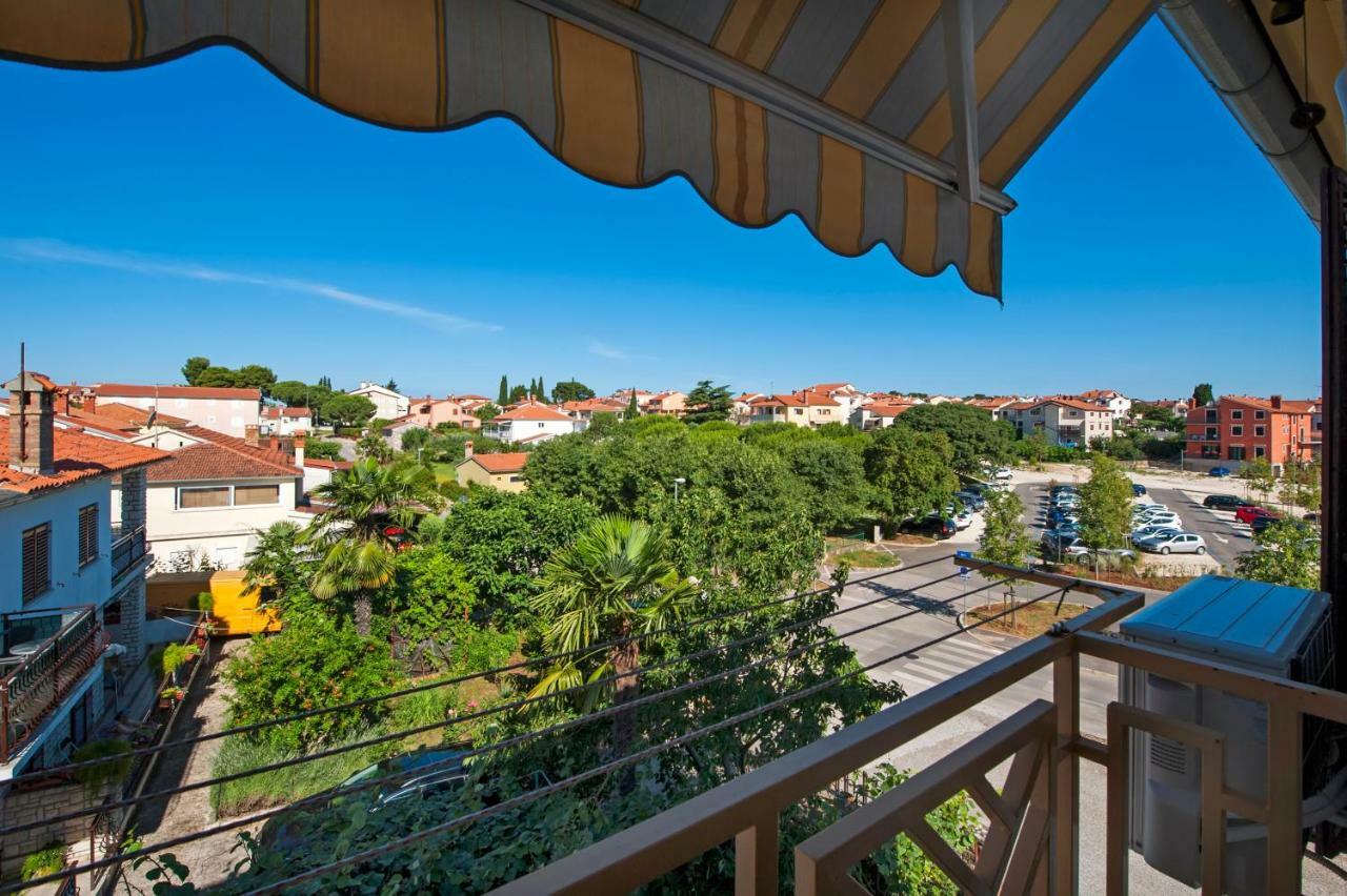 Apartment Thalassa Rovigno Esterno foto