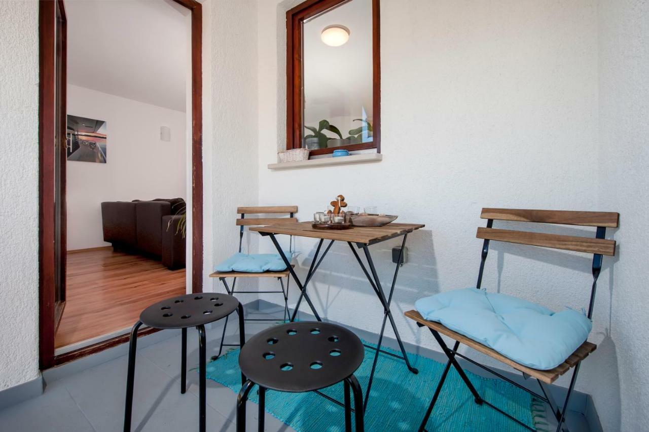 Apartment Thalassa Rovigno Esterno foto